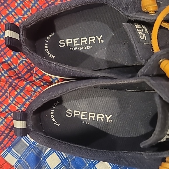 Sperry Crest Vibe Sneaker - Picture 2 of 3